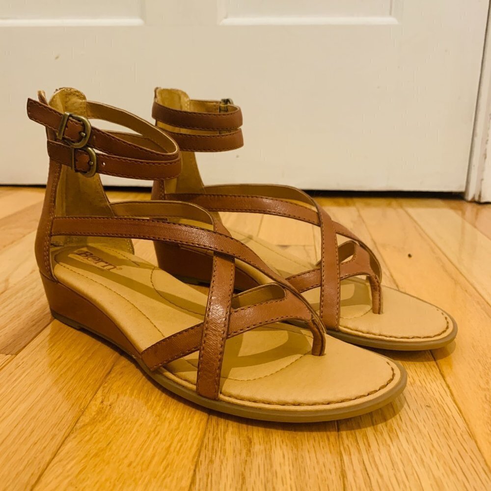 NEW BORN Women's Ankle Strap Leather Platform Wedge Sandal US 6